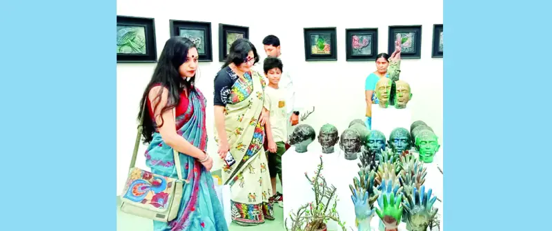 ‘মৃত্তিকাঞ্জলি’ শিল্পকর্ম  প্রদর্শনী চারুকলার  জয়নুলে