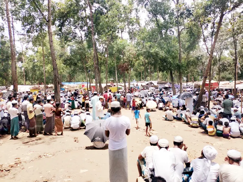 মিয়ানমারে ফেরার দাবিতে ক্যাম্পে সমাবেশ মিয়ানমারে ফেরার দাবিতে ক্যাম্পে সমাবেশ