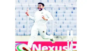 প্রথম দিনেই কোণঠাসা নিউজিল্যান্ড