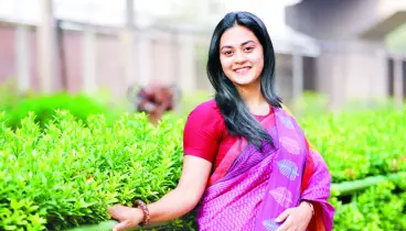 ‘আমরা অমর সঙ্গী’তে গাইবেন তিন্নি