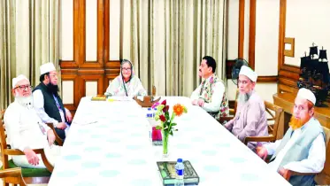 শেখ হাসিনার সঙ্গে দুই ইসলামিক দলের নেতৃবৃন্দের বৈঠক