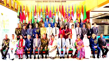 ন্যাশনাল ডিফেন্স কলেজে ক্যাপস্টোন কোর্সের সমাপনী 