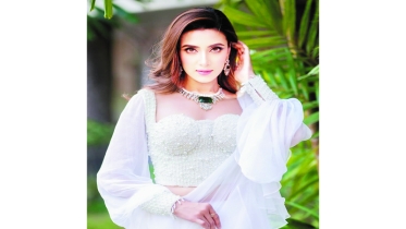 দেশের প্রেক্ষাগৃহে মিমের ‘মানুষ’