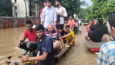 ঢাকা কলেজের এলাকা সহ আরও অনেক এলাকা এখনও তলিয়ে আছে