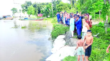 হুমকিতে দৌলতদিয়া ফেরিঘাট