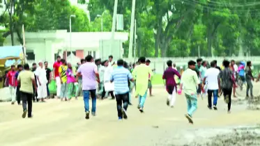 ছাত্রদলের মিছিলে পদ বঞ্চিতদের হামলা ককটেল বিস্ফোরণ