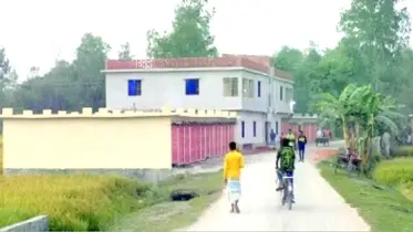 বেশি ক্ষতিপূরণের আশায় স্থাপনা নির্মাণের হিড়িক