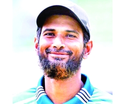 মাহমুদুল্লাহর অর্জন জাকিরের মলিন অভিষেকে