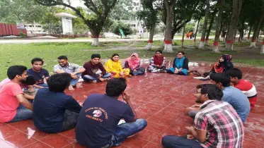 যে ১০ বদভ্যাস আপনাকে বিরক্তিকর প্রকাশ করবে