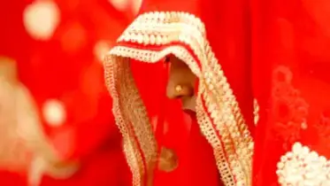 বিয়ে করতে আসা প্রবাসী দুই বরকে ৩৫ হাজার টাকা জরিমানা