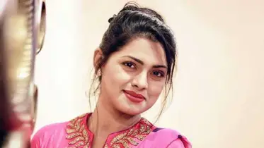 ফেসবুকে আবেগঘন স্ট্যাটাস দিলেন তিশা