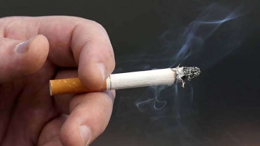 পাবলিক প্লেসে ধূমপান