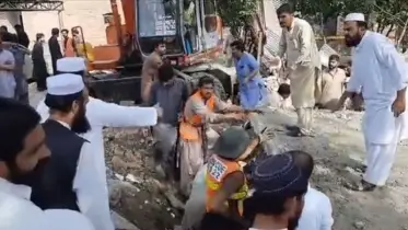 পাকিস্তানে আরেক জায়গায় বোমা হামলা