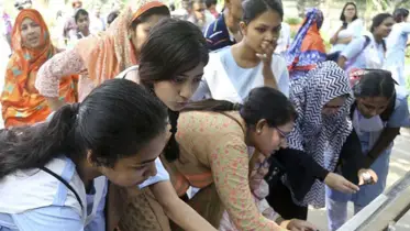 ৫ দিনের মধ্যে শিক্ষার্থীদের ভর্তি হওয়ার নির্দেশ