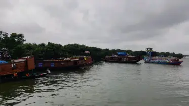 অতি বৃষ্টিতে তাহিরপুরে হাওর ভ্রমণে না আসার আহ্বান 