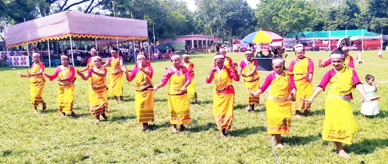 মধুপুরে গারো সম্প্রদায়ের আবিমা ফেস্টিভ্যাল উদ্যাপিত মধুপুরে গারো সম্প্রদায়ের আবিমা ফেস্টিভ্যাল উদ্যাপিত
