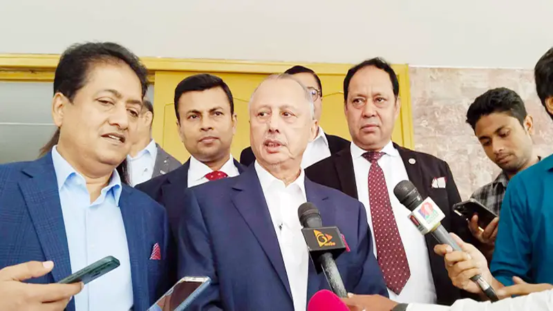 সুদের হার না বাড়ানোর অনুরোধ ব্যবসায়ীদের সুদের হার না বাড়ানোর অনুরোধ ব্যবসায়ীদের