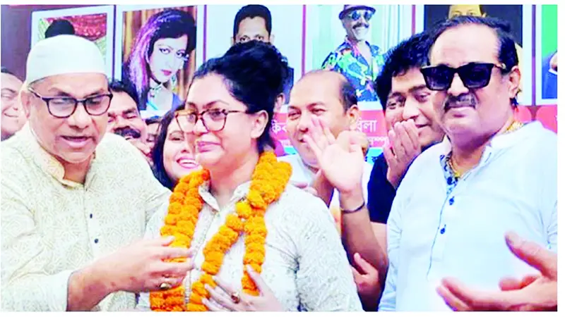 সত্যিকার অর্থে আমরা এক পরিবার ॥ মিশা সওদাগর সত্যিকার অর্থে আমরা এক পরিবার ॥ মিশা সওদাগর