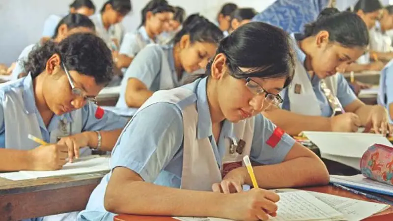 এইচএসসি পরীক্ষা শুরু ১৭ আগস্ট এইচএসসি পরীক্ষা শুরু ১৭ আগস্ট