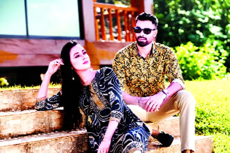 লা রিভের ফল’ ২৩ কালেকশন লা রিভের ফল’ ২৩ কালেকশন