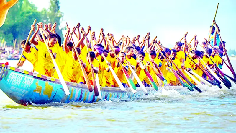 ব্রহ্মপুত্র নদে বঙ্গবন্ধু ও বঙ্গমাতা স্মরণে নৌকাবাইচ ব্রহ্মপুত্র নদে বঙ্গবন্ধু ও বঙ্গমাতা স্মরণে নৌকাবাইচ
