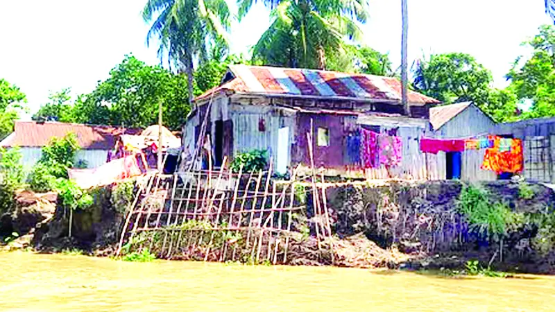 কালনী-কুশিয়ারার ভাঙন, গ্রাম রক্ষায় অপ্রতুল জিও ব্যাগ কালনী-কুশিয়ারার ভাঙন, গ্রাম রক্ষায় অপ্রতুল জিও ব্যাগ