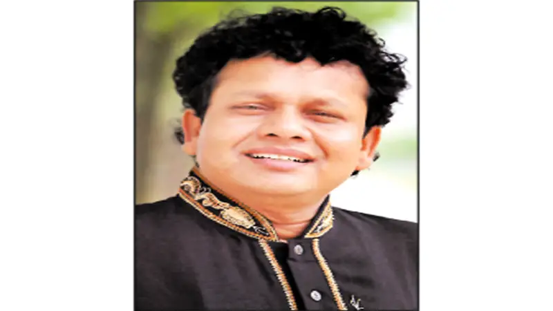 বরিশালে নির্বাচনী মাঠে সংগীত শিল্পী নকুল কুমার বিশ্বাস বরিশালে নির্বাচনী মাঠে সংগীত শিল্পী নকুল কুমার বিশ্বাস