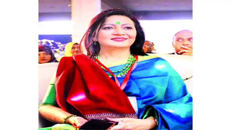 স্কুল শিক্ষক থেকে এমপি স্কুল শিক্ষক থেকে এমপি