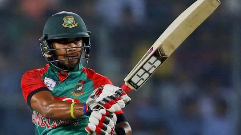 ইংল্যান্ডে ডবল সেঞ্চুরি হাঁকালেন সাব্বির ইংল্যান্ডে ডবল সেঞ্চুরি হাঁকালেন সাব্বির