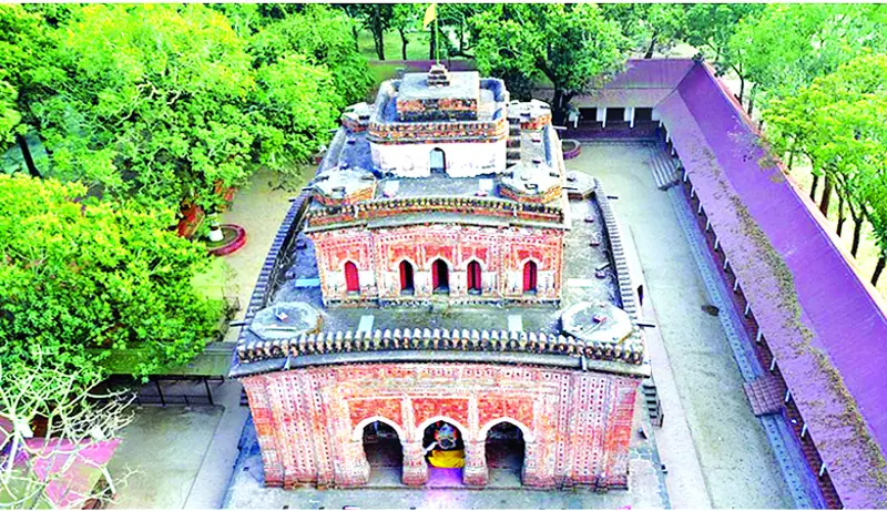 স্থাপত্যশৈলীর অনন্য নিদর্শন স্থাপত্যশৈলীর অনন্য নিদর্শন