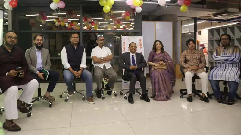১০০ বিলিয়ন ডলারের বাজার হতে পারে আইসিটি খাত ১০০ বিলিয়ন ডলারের বাজার হতে পারে আইসিটি খাত