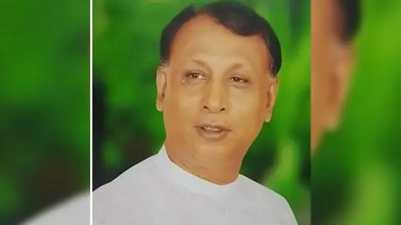 স্বতন্ত্রের কাছে হেরে গেলেন ‘হেভিওয়েট’ অসীম কুমার উকিল স্বতন্ত্রের কাছে হেরে গেলেন ‘হেভিওয়েট’ অসীম কুমার উকিল