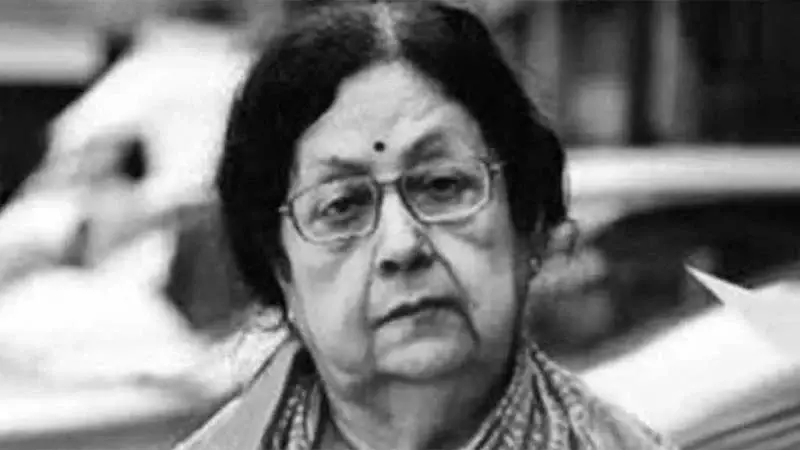 ঘুমের মধ্যেই মারা গেলেন ‘বড় একা লাগে’ গানের সুরকার অসীমা ঘুমের মধ্যেই মারা গেলেন ‘বড় একা লাগে’ গানের সুরকার অসীমা