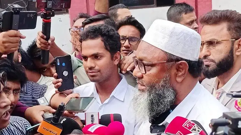 স্ত্রীর সনদ বাণিজ্যের ব্যাপারে কিছুই জানেন না কারিগরির চেয়ারম্যান স্ত্রীর সনদ বাণিজ্যের ব্যাপারে কিছুই জানেন না কারিগরির চেয়ারম্যান