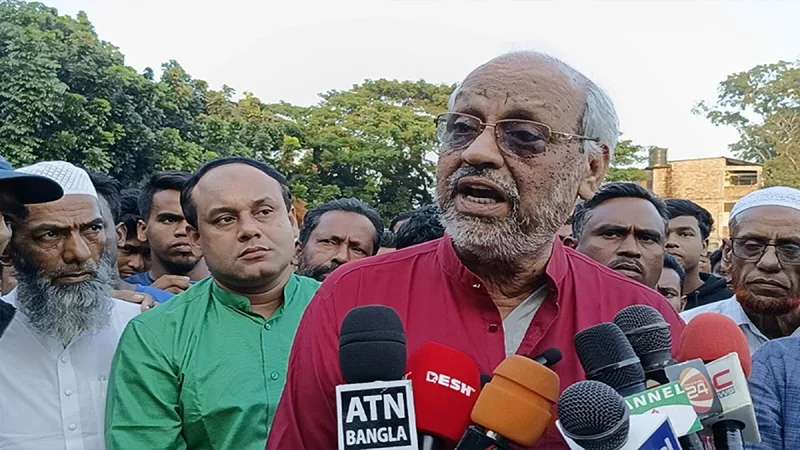 ‘বিএনপি বসে বসে আঙুল চুষে’ ‘বিএনপি বসে বসে আঙুল চুষে’