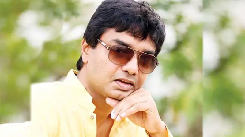 আগুনের কণ্ঠে ’অনুনয়’ আগুনের কণ্ঠে ’অনুনয়’