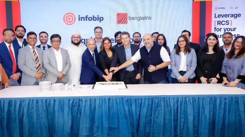 বাংলালিংক ও ইনফোবিপের মধ্যে আরসিএস চুক্তি সাক্ষর বাংলালিংক ও ইনফোবিপের মধ্যে আরসিএস চুক্তি সাক্ষর