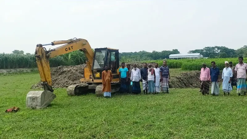 কৃষি কর্মকর্তার দখলে ৭ কোটি টাকার সরকারি খাস জমি কৃষি কর্মকর্তার দখলে ৭ কোটি টাকার সরকারি খাস জমি