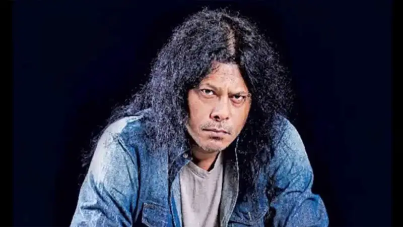 ৫৯ তে নগর বাউল জেমস ৫৯ তে নগর বাউল জেমস