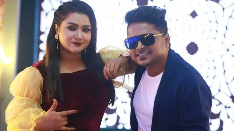 মিলন-ঝিলিকের চমক মিলন-ঝিলিকের চমক