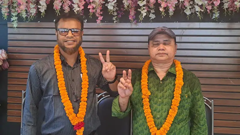 সভাপতি মাহবুব পীর, সম্পাদক এমরানুল হক সভাপতি মাহবুব পীর, সম্পাদক এমরানুল হক