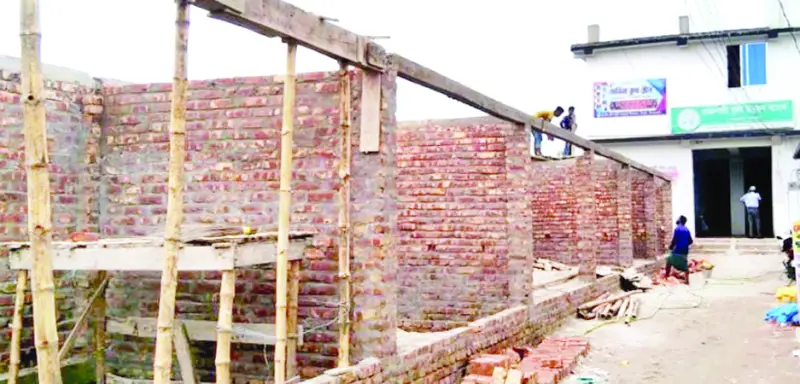 পাউবোর জমিতে মার্কেট ও হোটেল নির্মাণ পাউবোর জমিতে মার্কেট ও হোটেল নির্মাণ