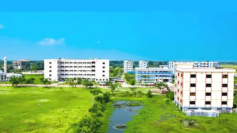 পাবিপ্রবি ছাত্রী র্যাগিংয়ে অসুস্থ হয়ে হাসপাতালে পাবিপ্রবি ছাত্রী র্যাগিংয়ে অসুস্থ হয়ে হাসপাতালে