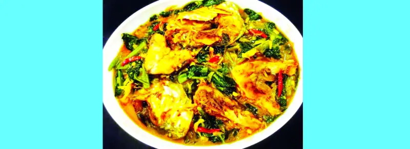 পুঁইশাকে ইলিশের মাথা ও লেজ পুঁইশাকে ইলিশের মাথা ও লেজ