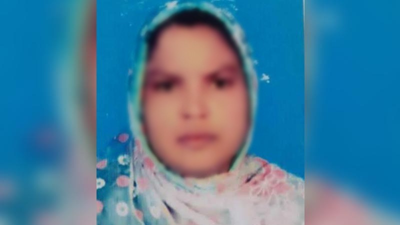 ২২ বছরের সংসার ছেড়ে টাকা-স্বর্ণ নিয়ে পালাল প্রবাসীর স্ত্রী ২২ বছরের সংসার ছেড়ে টাকা-স্বর্ণ নিয়ে পালাল প্রবাসীর স্ত্রী