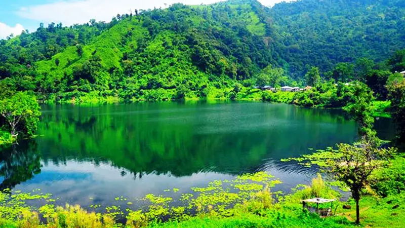 আসুন ঘুরে আসি বান্দরবানের সেরা ১০ দর্শনীয় স্থান আসুন ঘুরে আসি বান্দরবানের সেরা ১০ দর্শনীয় স্থান