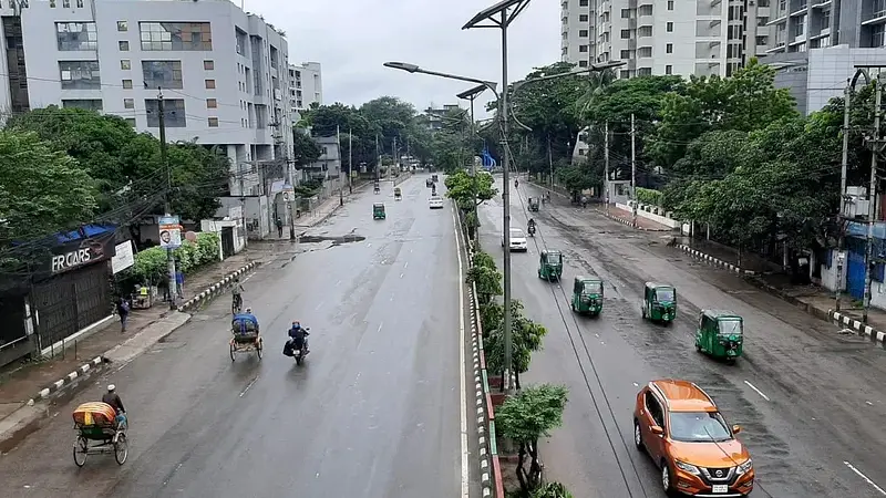 সহনীয় পর্যায়ে ঢাকার বায়ু 