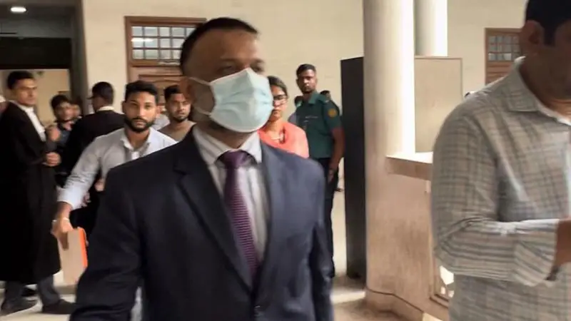 সেই বিচারকের সাজার রায় স্থগিত সেই বিচারকের সাজার রায় স্থগিত