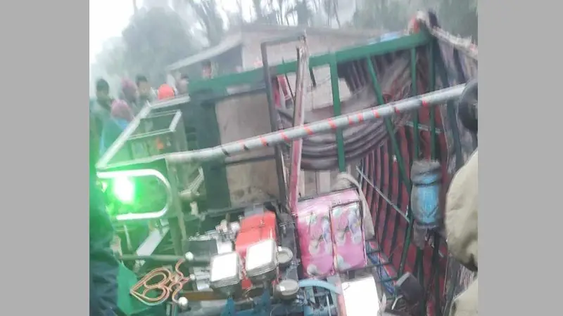 ভুটভুটি নিয়ন্ত্রণ হারিয়ে উল্টে গিয়ে স্বামী-স্ত্রী নিহত ভুটভুটি নিয়ন্ত্রণ হারিয়ে উল্টে গিয়ে স্বামী-স্ত্রী নিহত