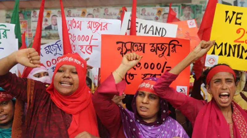 ন্যূনতম মজুরি ২৩ হাজার করার দাবি গার্মেন্টস শ্রমিকদের ন্যূনতম মজুরি ২৩ হাজার করার দাবি গার্মেন্টস শ্রমিকদের
